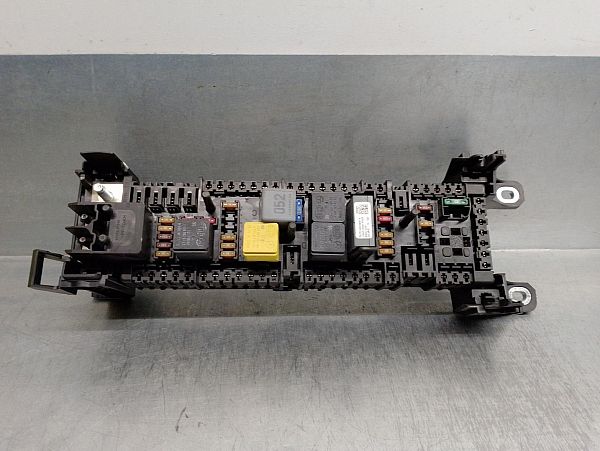 Mercedes Benz V Class Bezpieczniki Skrzynka Bezpiecznik W Vclass