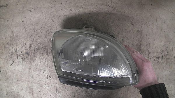 Front light FIAT SEICENTO / 600 (187_)