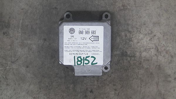 Airbag Boitier commande VW PASSAT Estate (3A5, 35I)