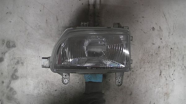 Światła / Lampy przednie DAIHATSU CHARADE Mk IV (G200, G202)