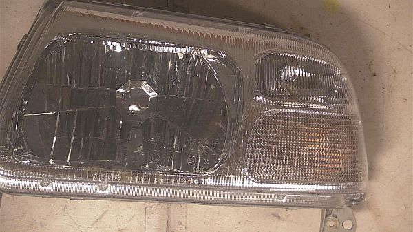 Front light SUZUKI GRAND VITARA I (FT, HT)