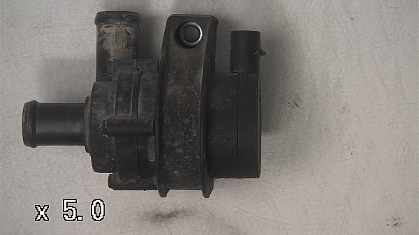 Wasserpumpe FORD FOCUS III Turnier