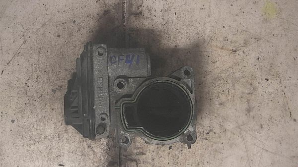 Throttle casing VOLVO V50 (545)