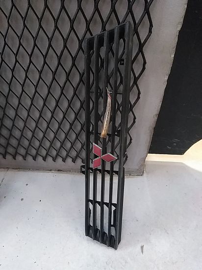 Kühlergrill MITSUBISHI