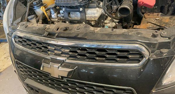 Grill / gitter CHEVROLET SPARK (M300)