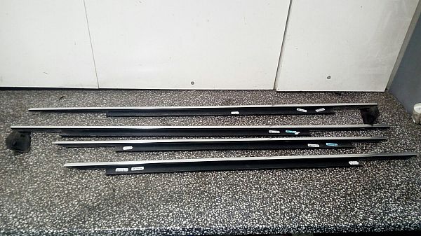 Skrabeliste AUDI A6 Avant (4G5, 4GD, C7)