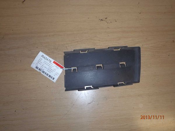 Bumper, voorbevestiging AUDI A4 (8EC, B7)
