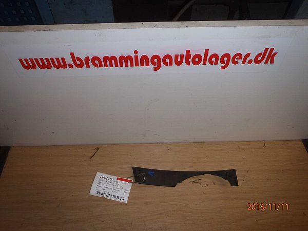 Bumper, voorbevestiging AUDI A4 (8EC, B7)