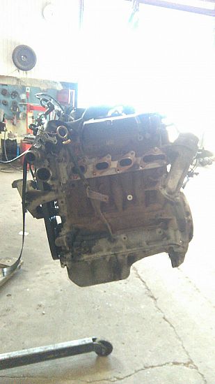 OPEL - CORSA C (X01) - Motor