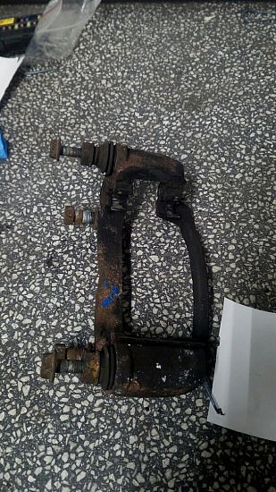 Bremsekaliber holder / bremseåg KIA CEE'D (JD)