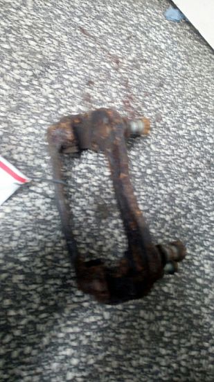 Bremsecaliperholder / bremseåk HYUNDAI i10 (BA, IA)