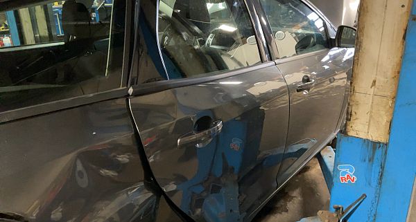 Relais raambediening FORD FOCUS III Turnier