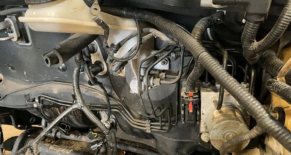 Brake - Master cylinder OPEL KARL (C16)