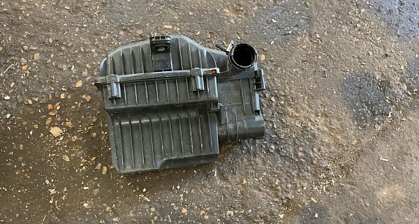 Filtr powietrza PEUGEOT 208 I (CA_, CC_)