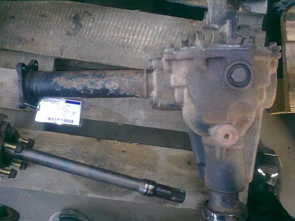 Front axle assembly lump - 4wd KIA
