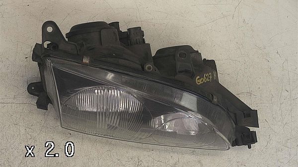 Front light TOYOTA AVENSIS (_T22_)