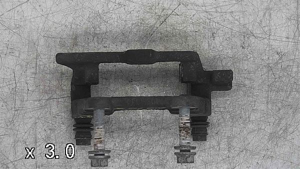Bremsekaliber holder / bremseåg AUDI A6 Avant (4F5, C6)