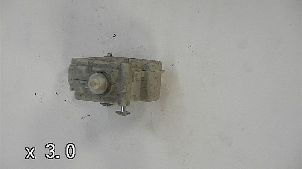 fermeture centraliser pièces détachées SEAT CORDOBA (6K2)