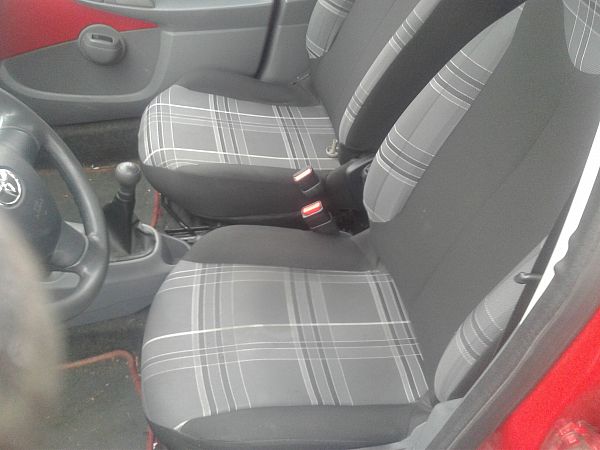 Innenausstattung TOYOTA AYGO (_B1_)
