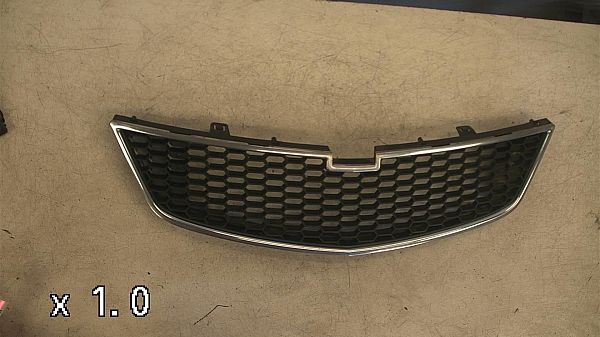 Grill / gitter CHEVROLET SPARK (M300)