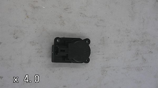 Heater Vent Flap Control Motor FORD FIESTA VI (CB1, CCN)
