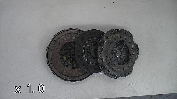 Flywheel + clutch MERCEDES-BENZ SPRINTER 3,5-t Box (906)