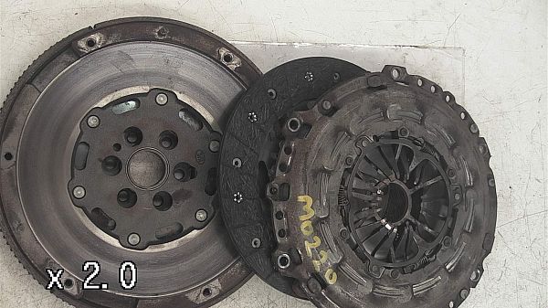 Flywheel + clutch PEUGEOT 308 I (4A_, 4C_)
