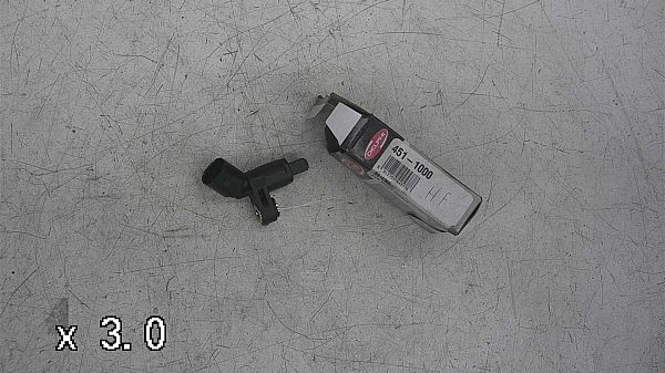 ABS Sensor VW GOLF Mk IV (1J1)