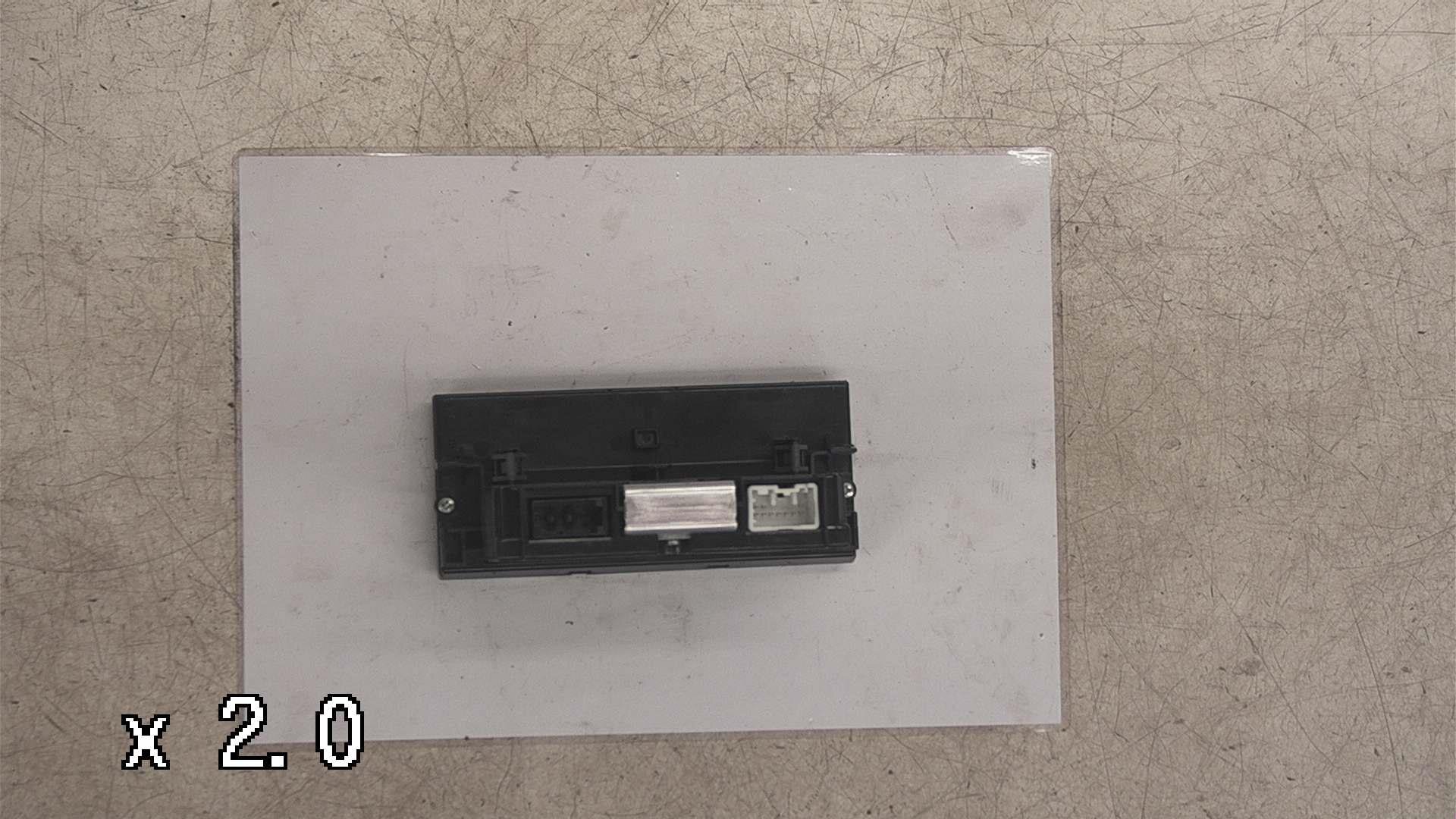 30737809 ÉCRAN MULTIFUNCTION VOLVO V50 FAMILIAR-4908032 - Melli