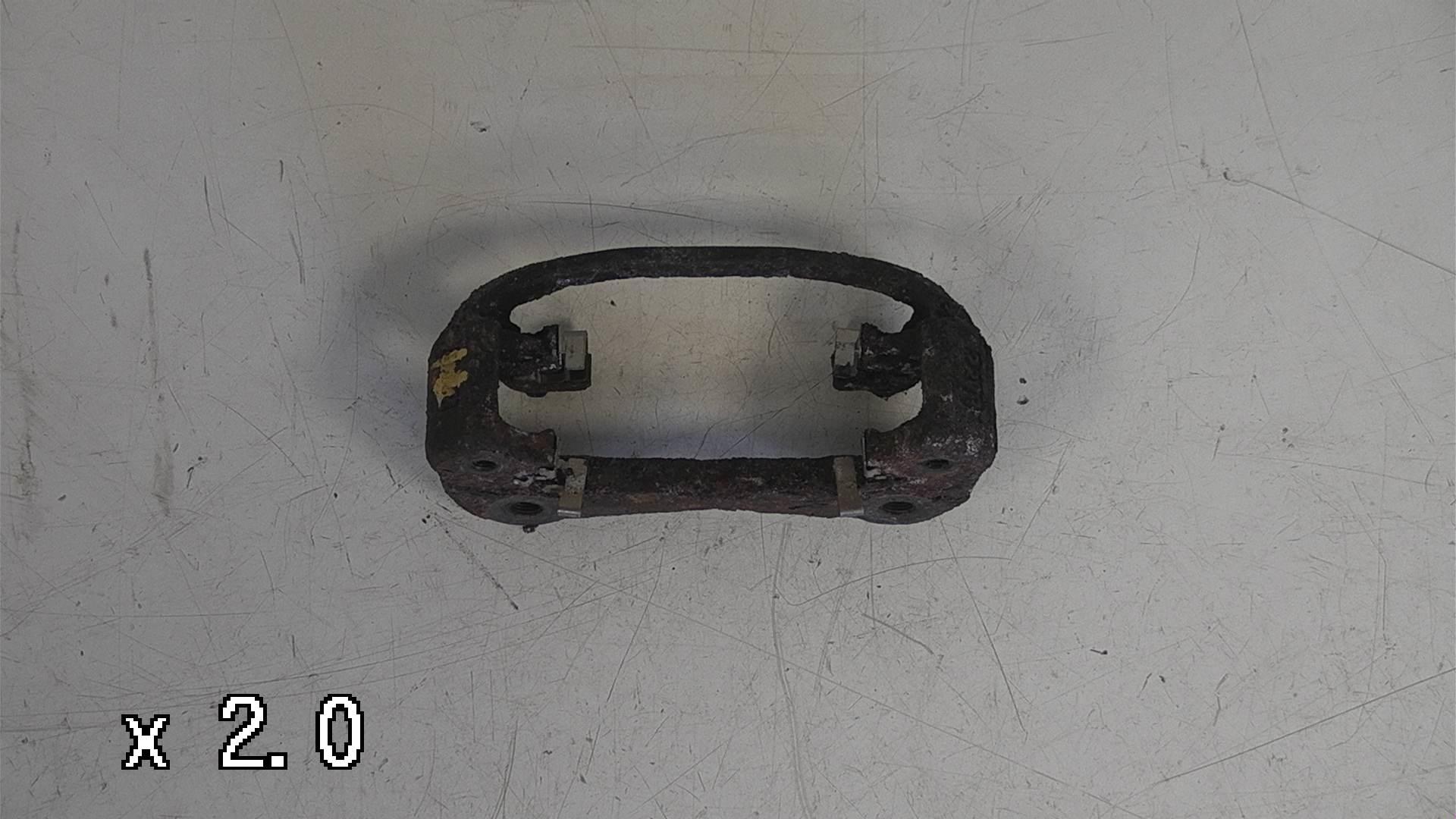Bremsekaliber holder / bremseåg TOYOTA CARINA Mk II Saloon (_T17_)