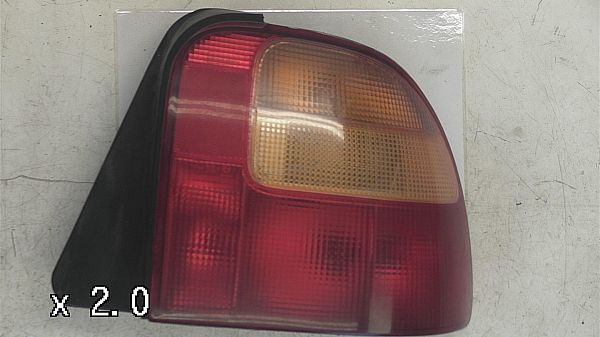 Światła tylne ROVER 400 Hatchback (RT)