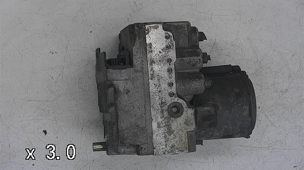 ABS-Pumpe MERCEDES-BENZ SPRINTER 2-t Box (901, 902)