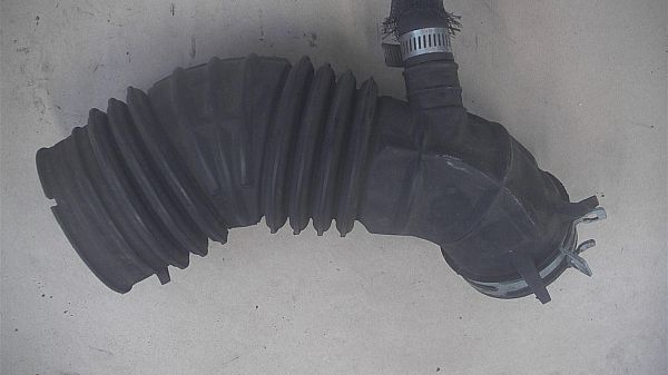 Inlet pipe TOYOTA COROLLA Verso (ZER_, ZZE12_, R1_)