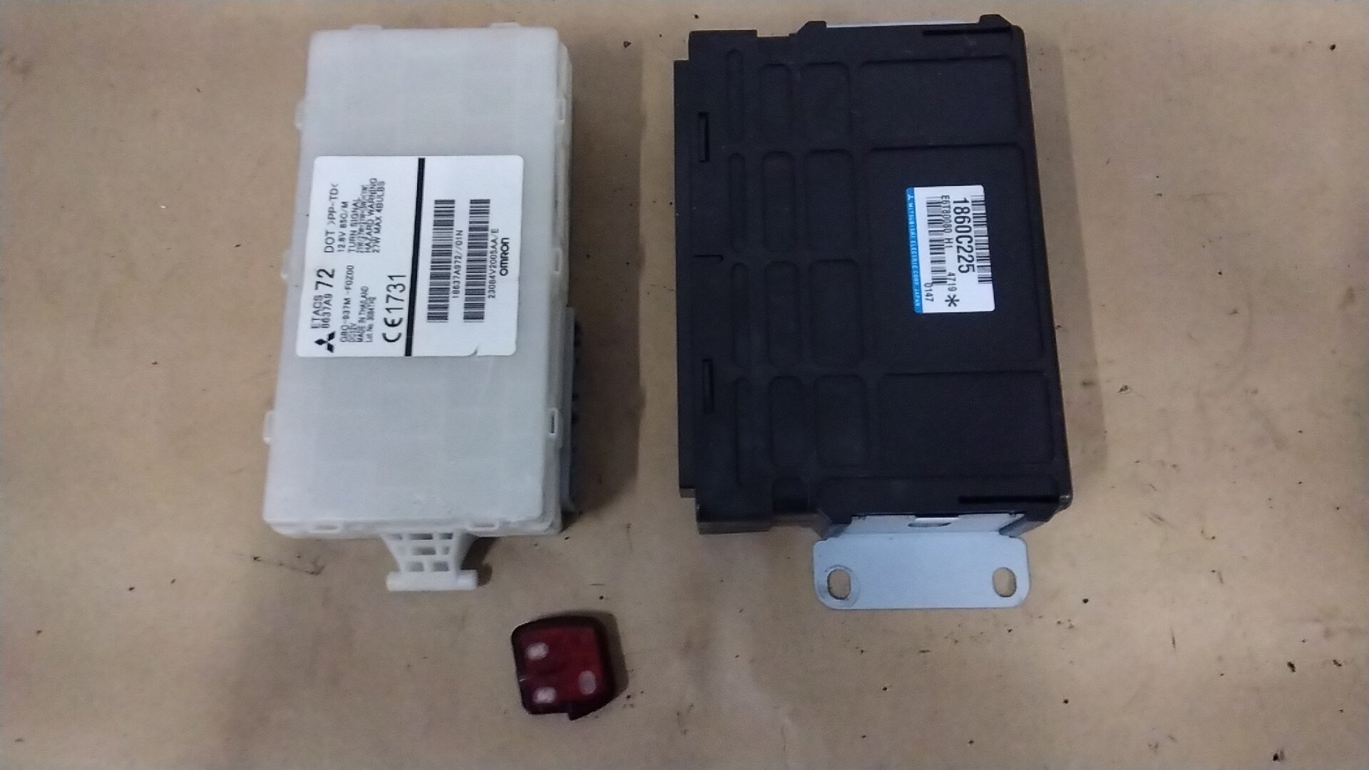 user_b21eba06 Mitsubishi MIRAGE / SPACE STAR Hatchback (A0_A) Immobilizer 1860C225