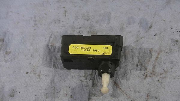 Światła – silnik regulacji VW TOURAN (1T1, 1T2)