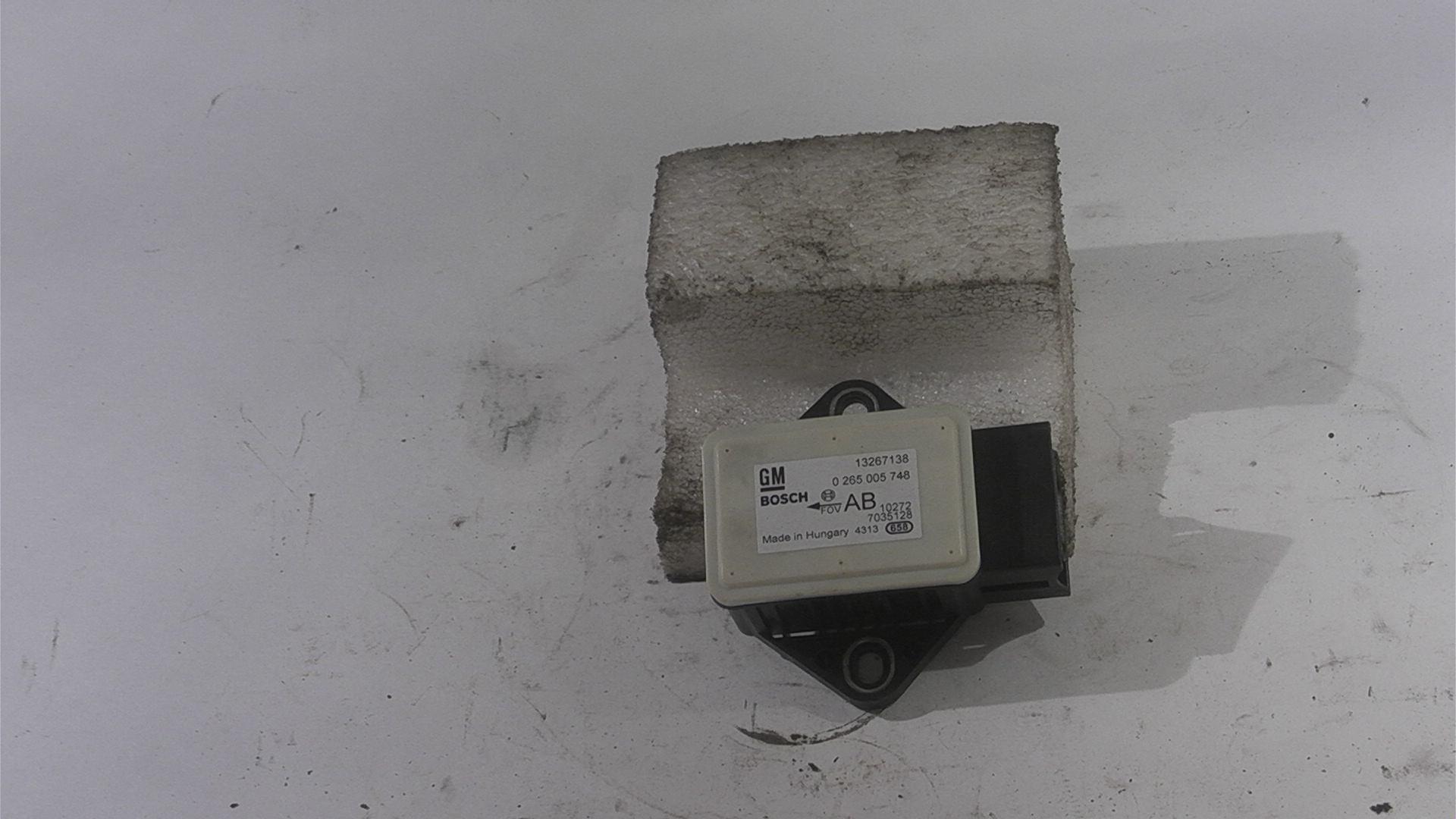 0-265-005-748: Airbag - sensor, ESP sensor, ESP Power 0-265-005-748: Airbag - sensor, ESP sensor, ESP Power