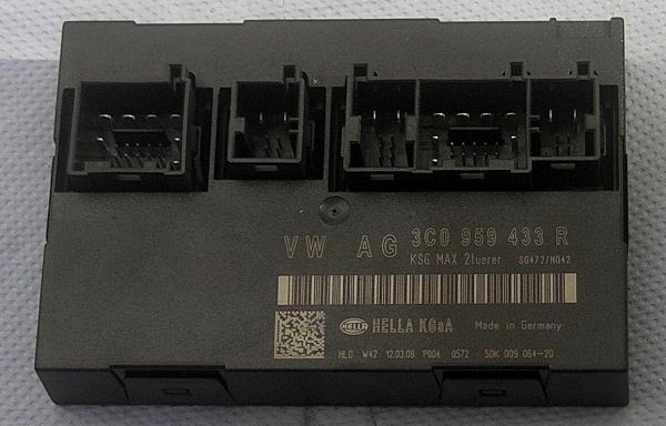 Central lock - relay VW PASSAT (3C2)