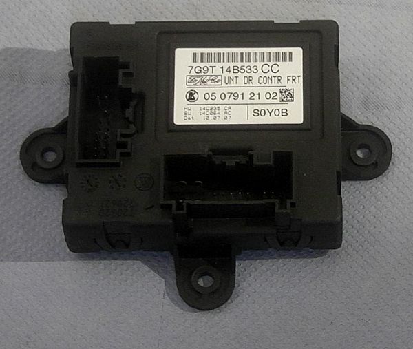Relay - electrical screen control FORD MONDEO IV Saloon (BA7)