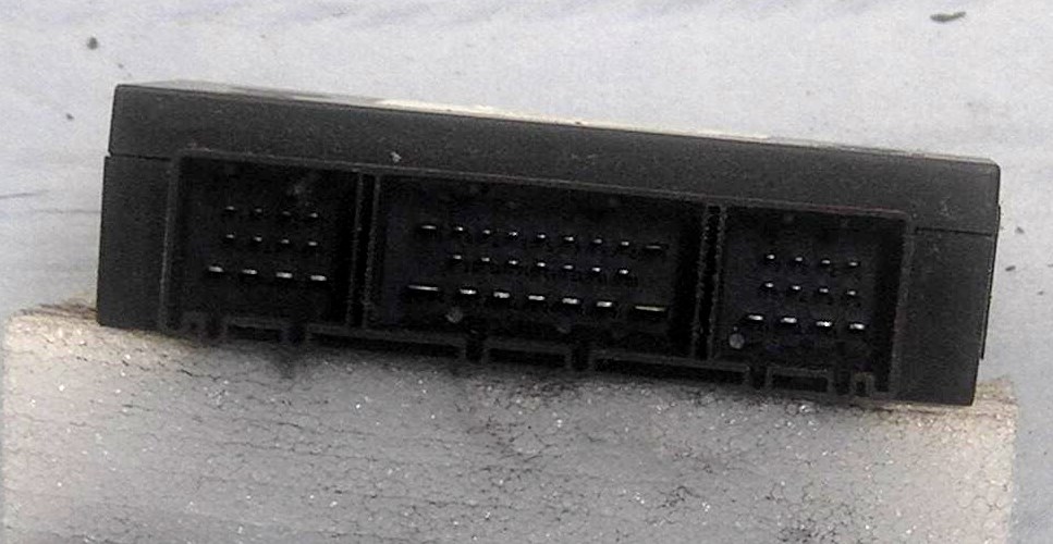 Central lock - relay VW MULTIVAN Mk V (7HM, 7HN, 7HF, 7EF, 7EM, 7EN)