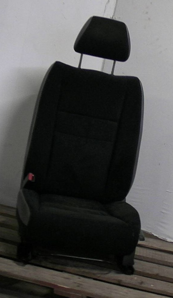 Fotele przednie – 4 drzwi HONDA CIVIC VIII Hatchback (FN, FK)