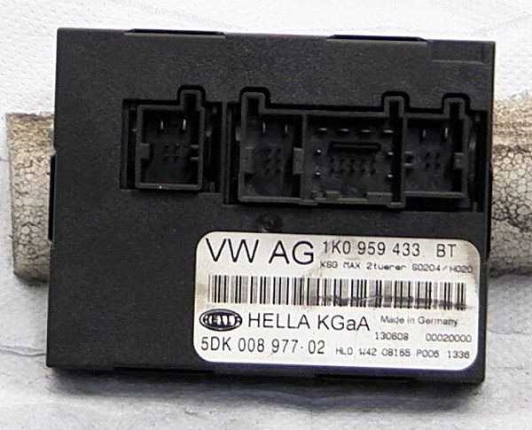 Central lock - relay VW