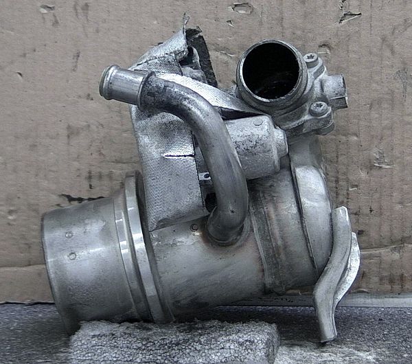 6112030308 Wasserrohrstück AGR-Kühleranschluss Für Merces 2.7 CDI OM611 OM612 A 6112030308 6112 030 308 Hochwertig