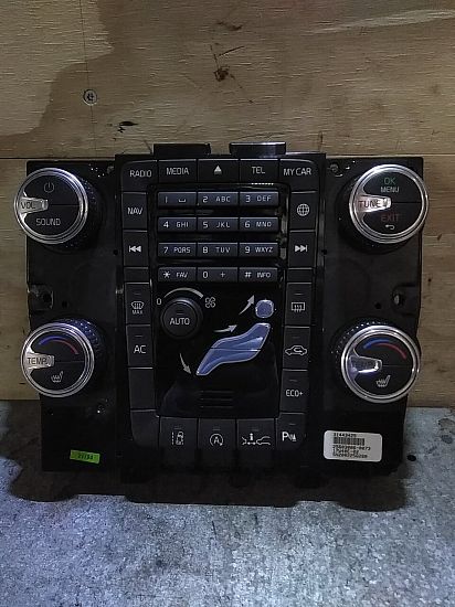 Audio VOLVO V60 I (155, 157)