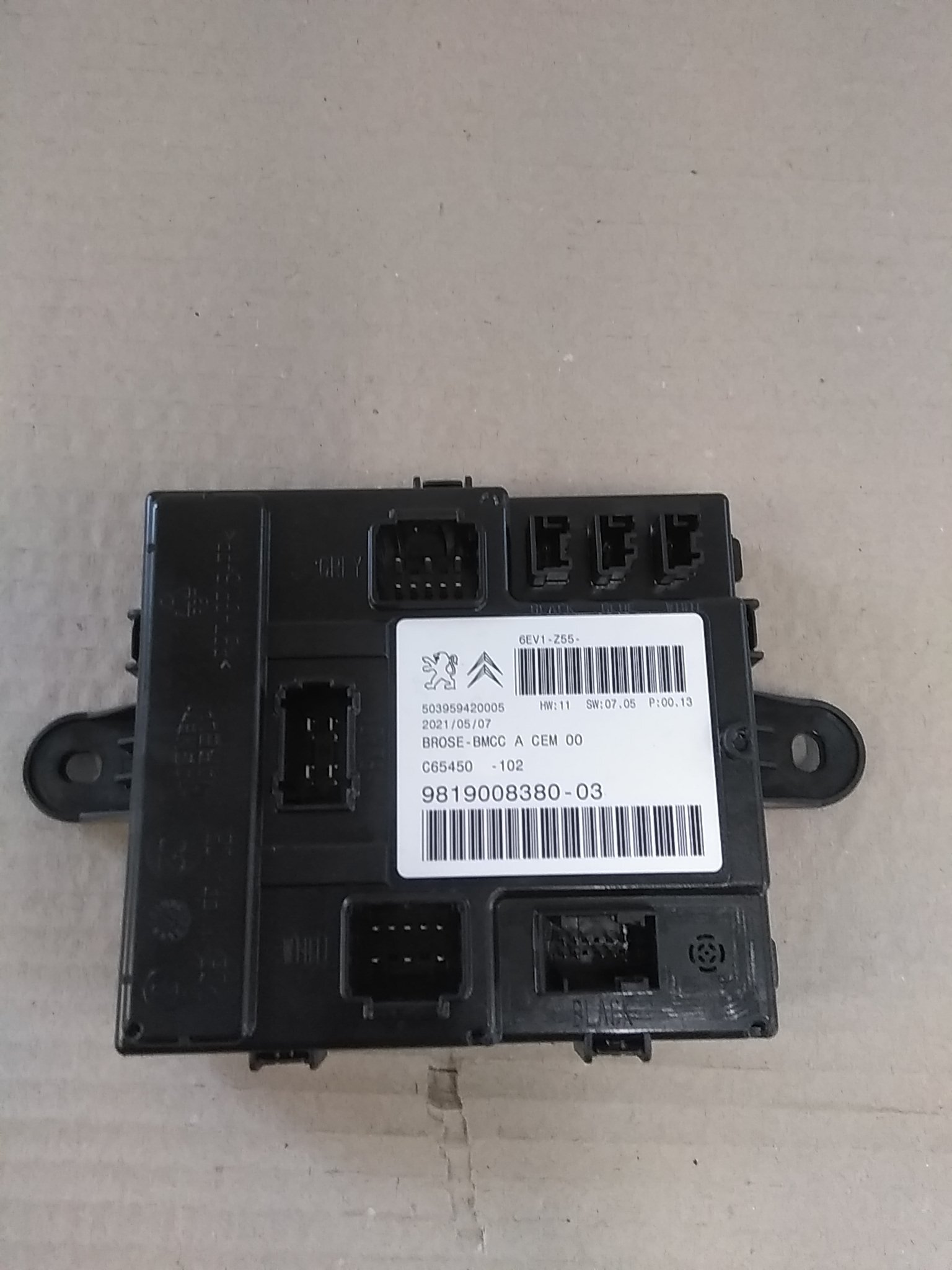 まぁ Amazon.com: QFZFQOLSS 9810961080 9810728280 Car Accessories