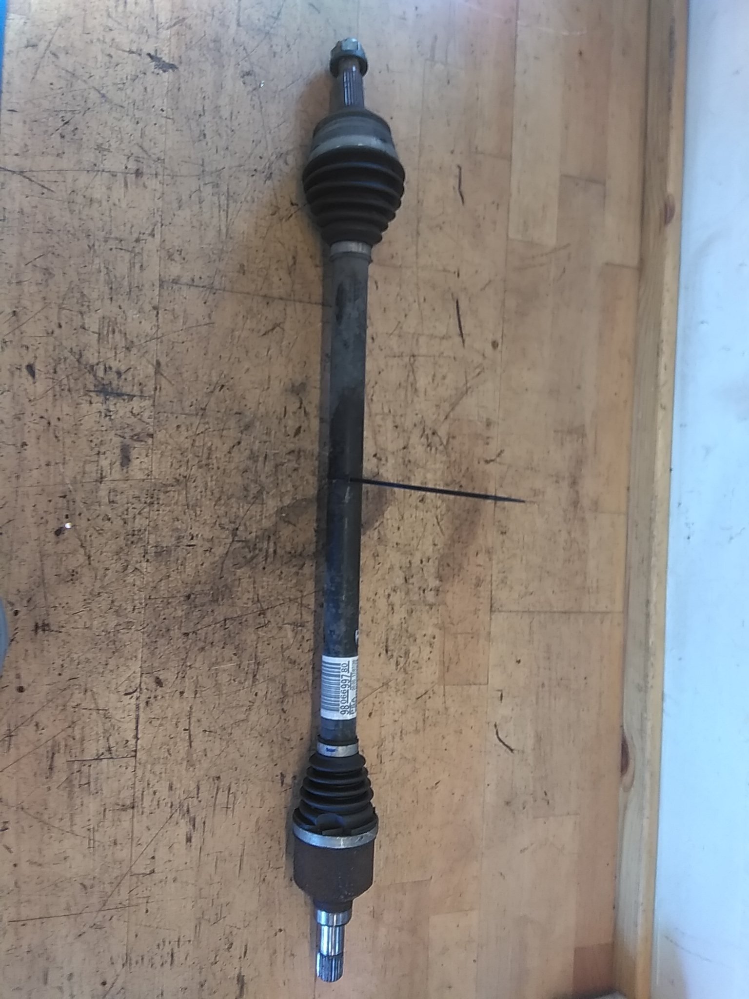 98-066-997-80 : Drive shaft - front - Autoparts24
