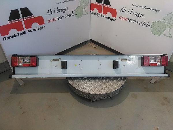 Heckteil mit Leuchten MAXUS