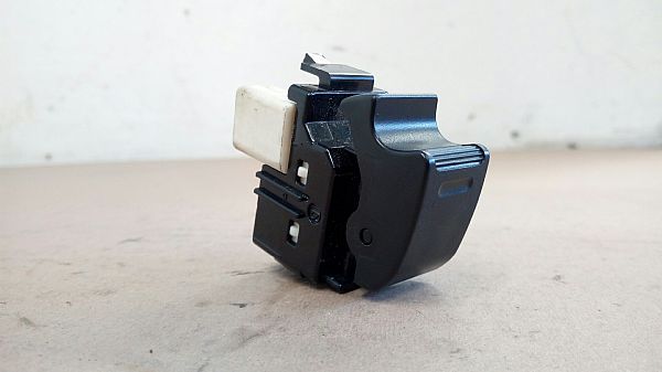 Kontakt - elrude TOYOTA YARIS/VITZ (_P1_)