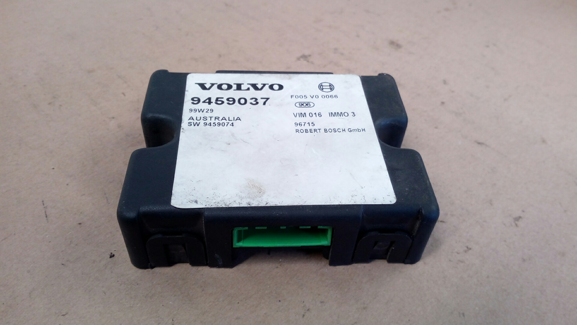 たつ 1/3 Volvo V70 (875, 876) Immobilizer 272448 - Autoparts24