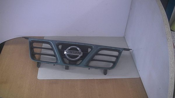 Grill / gitter NISSAN X-TRAIL (T30)
