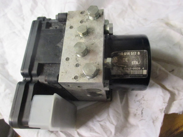 ABS Pumpe VW MULTIVAN Mk V (7HM, 7HN, 7HF, 7EF, 7EM, 7EN)